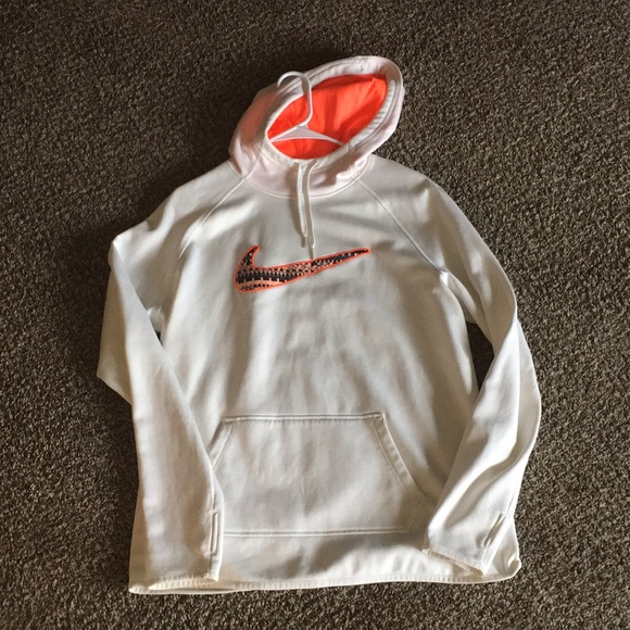 Nike hoodie - Picture 1 of 3